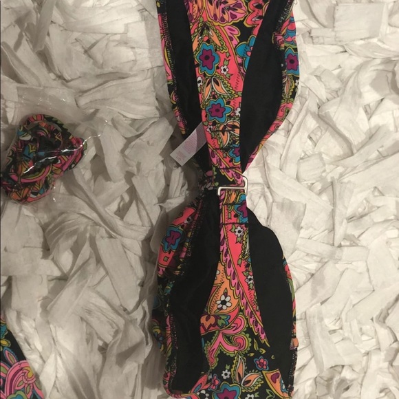 Bathing suit bundle! - Picture 4 of 8